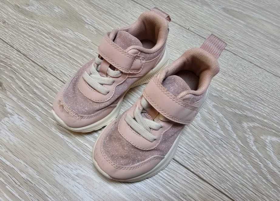 Adidasi pantofi sport cu talpă ușoară EUR 24 HM fetite