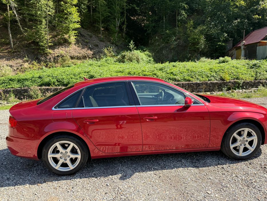Vând audi A4 2.0 din 2012
