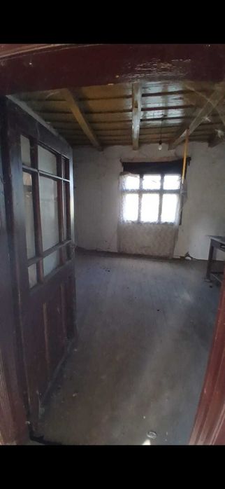 Vand casa in comuna Beliu, sat Vasile Goldis partial renovata