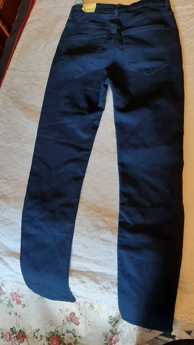 Pantaloni nou nouți Pull&Bear