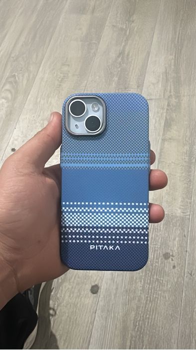 Iphone 15 128 гб •