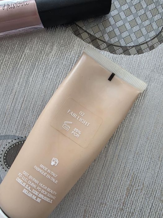 Продавам лот козметика- Huda Beauty, Missha, Essence, Loreal, Lollipop