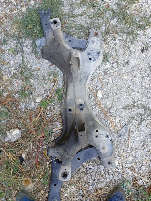 Преден мост,рейка за Toyota Rav 4 2004г