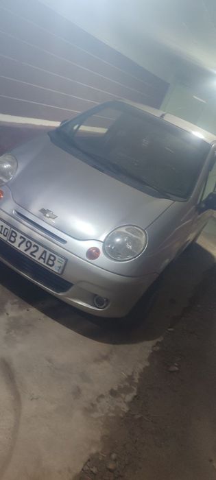 Мошина срочно сотилади