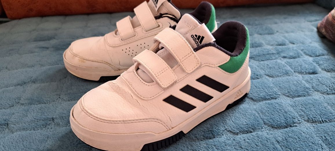 Adidas Оригинални 34 номер