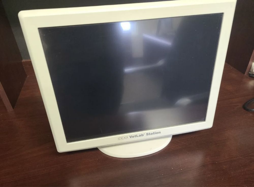 Monitor touchscreen Idexx Vetlab Station