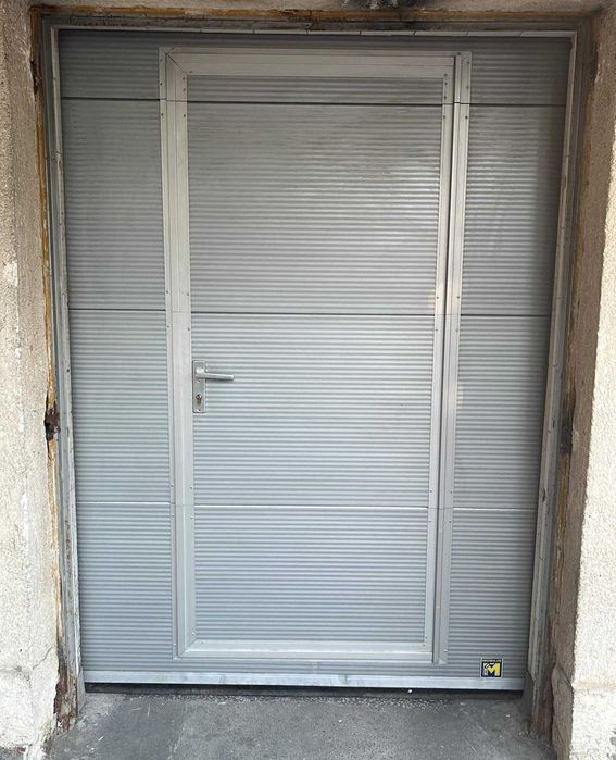 Usi sectionale cu valoare SH, panouri amestecate (din fabrica, agent)