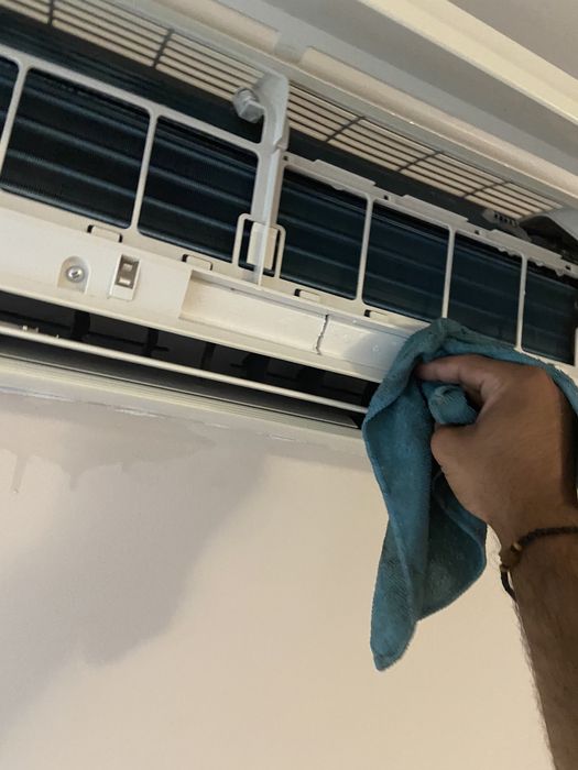 Incarcare cu Freon