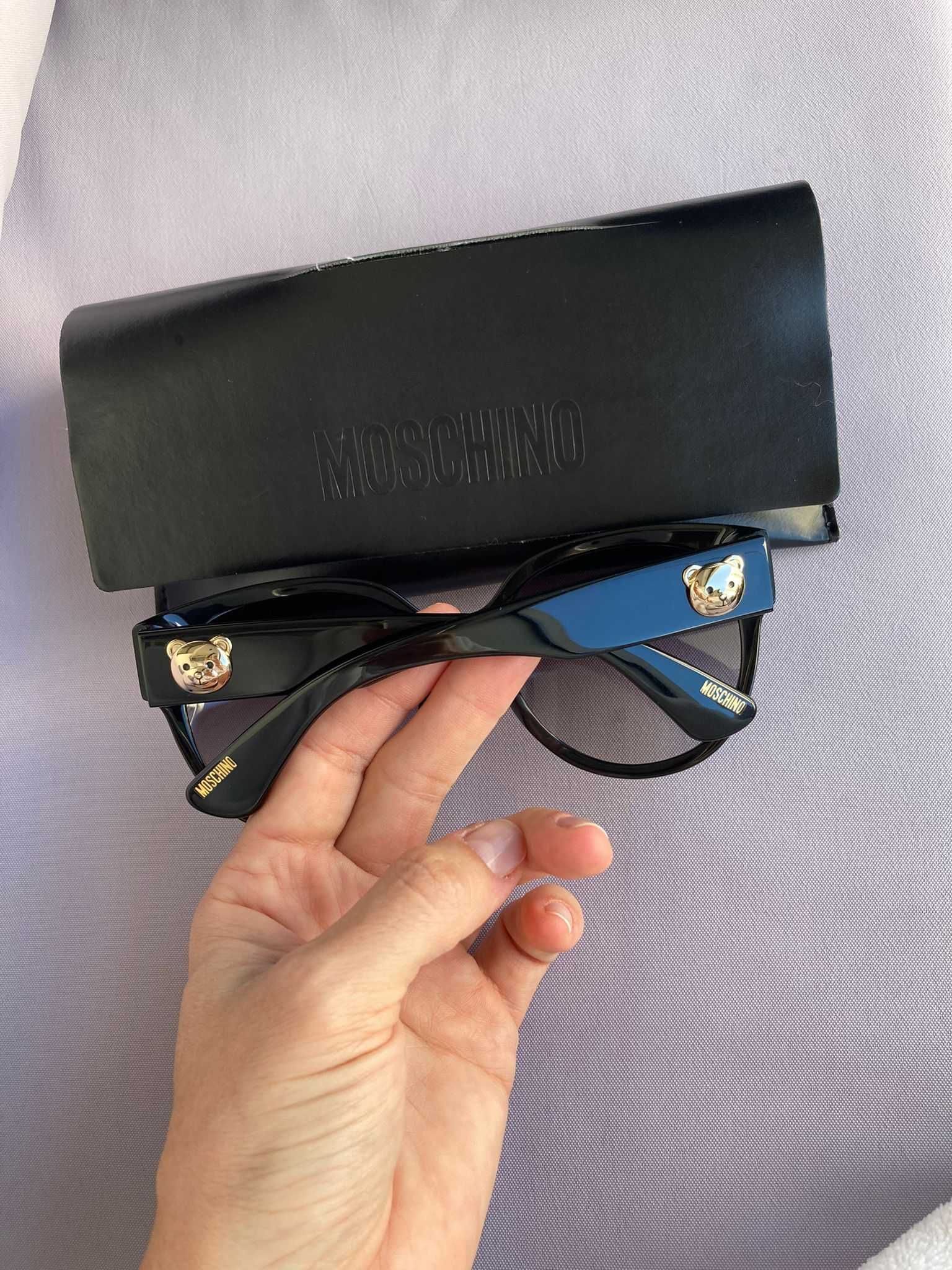 Ochelari de soare Moschino