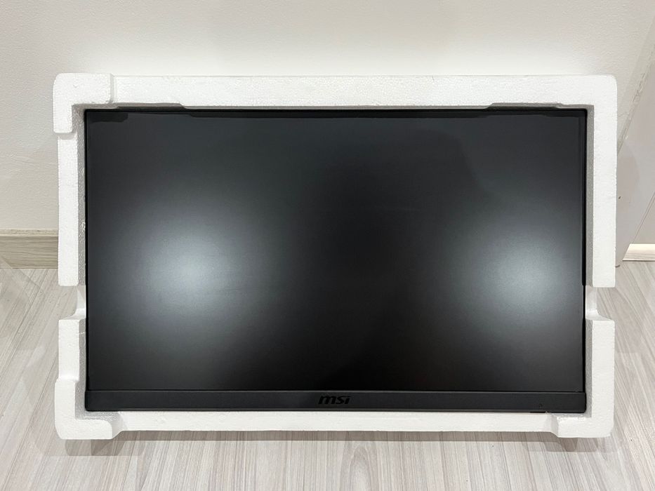 Геймърски монитор MSI G2412F