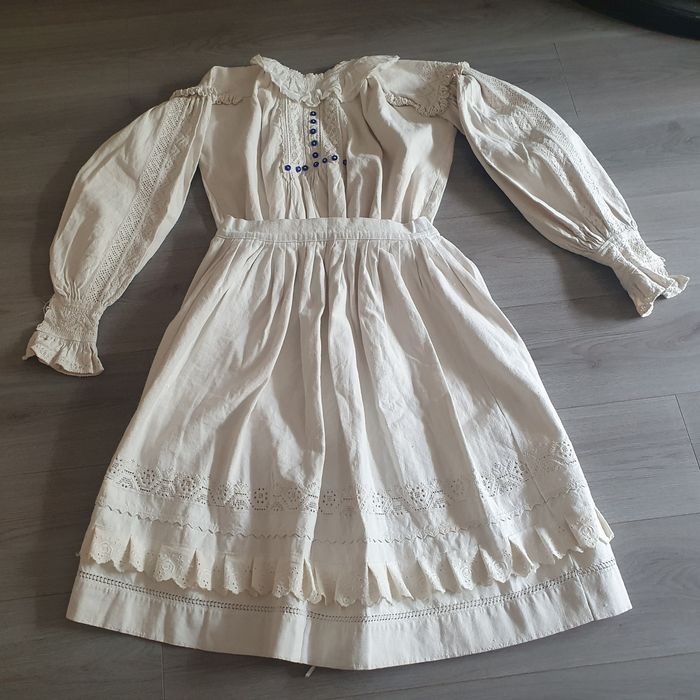 Costume populare vechi  - mărimea L - XL