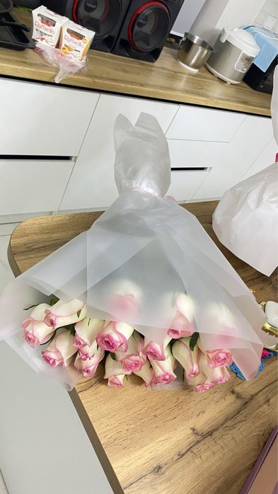 Роза продаетсятов