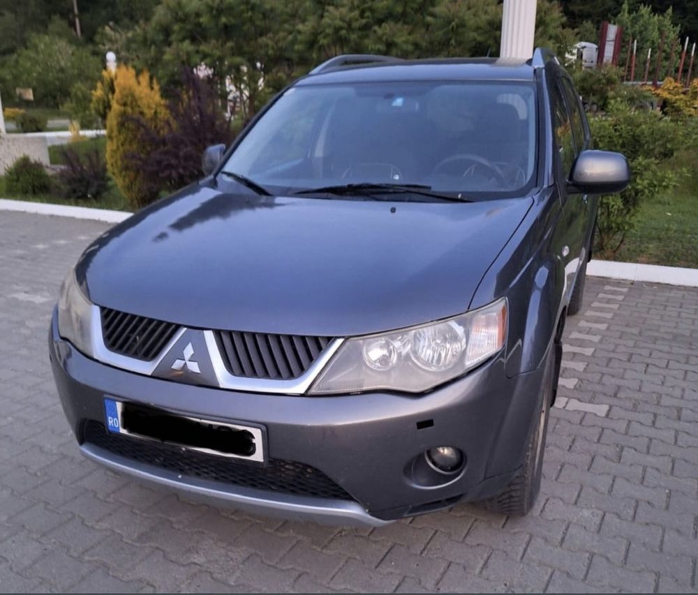 Mitsubishi Outlander-2.2DiD