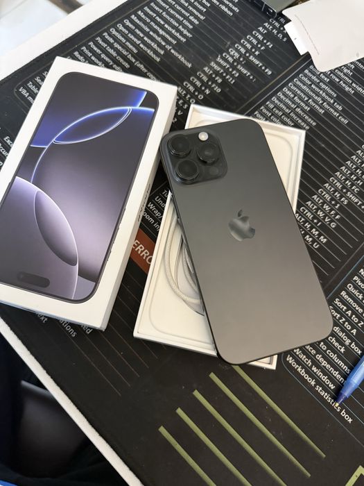 iPhone 16 Pro Max impecabil 256GB baterie 98% schimb / buyback