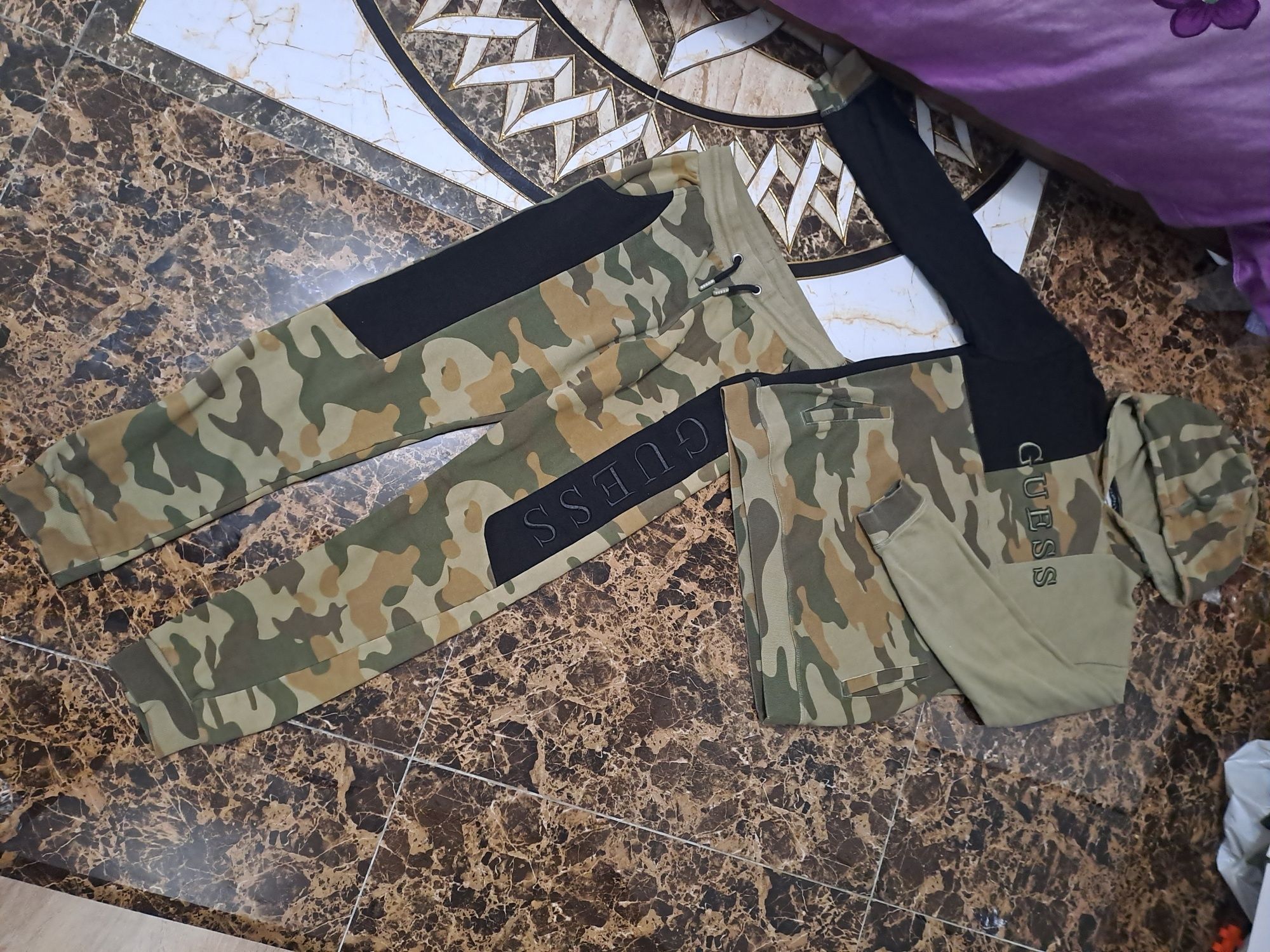 Trening Guess băieți original 14 ani