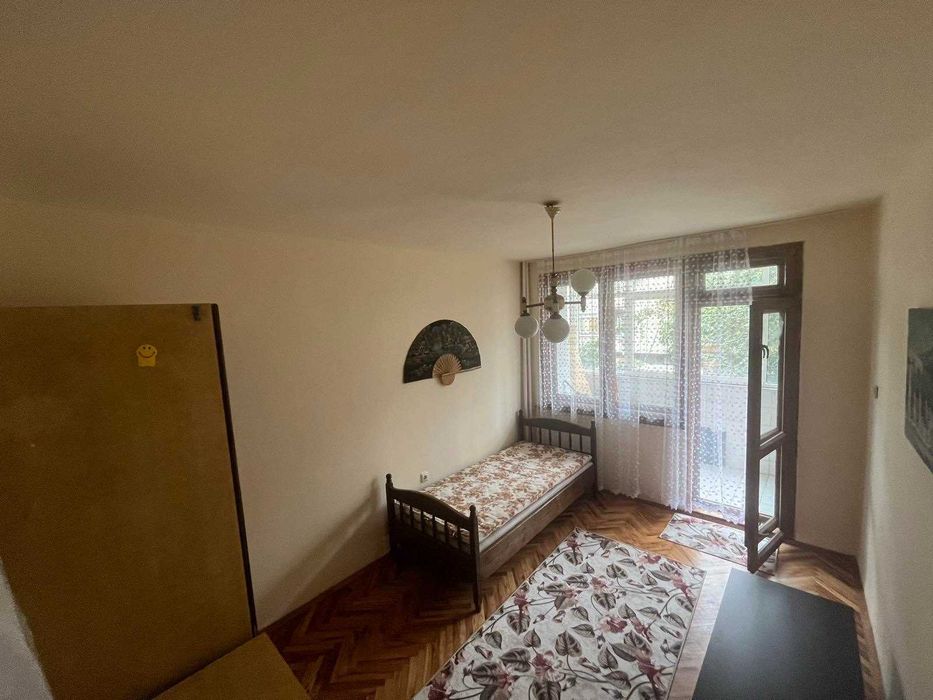 Дава се под наем Многостаен апартамент в Бургас, Център - 105 кв.м за 459 € - Снимка #2