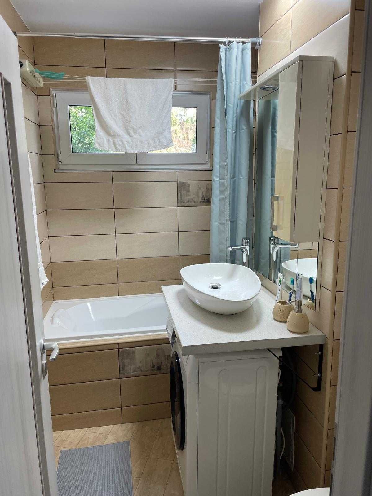 Apartament 2 camere, 49 mp, renovat, mobilat, utilat, Astra
