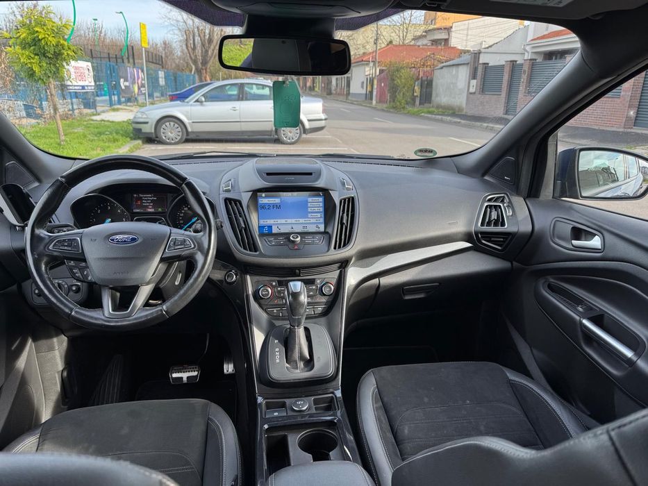 Vand Ford Kuga ST
