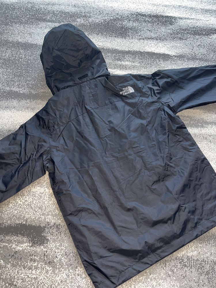 Детско яке the north face чисто ново спешно!!