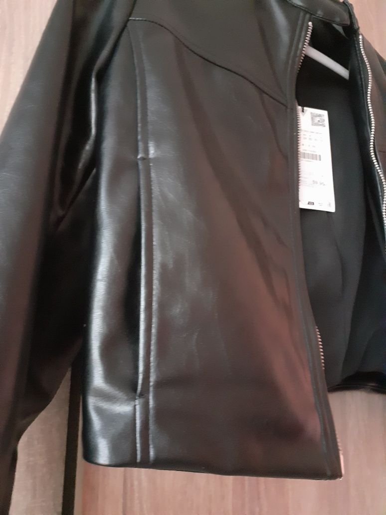 Дамско кожено яке Zara