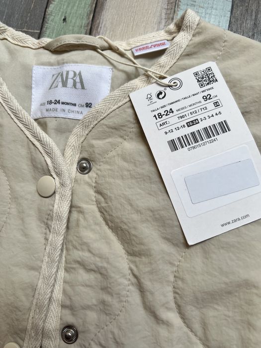 Geaca matlasata fete Zara mărime 92