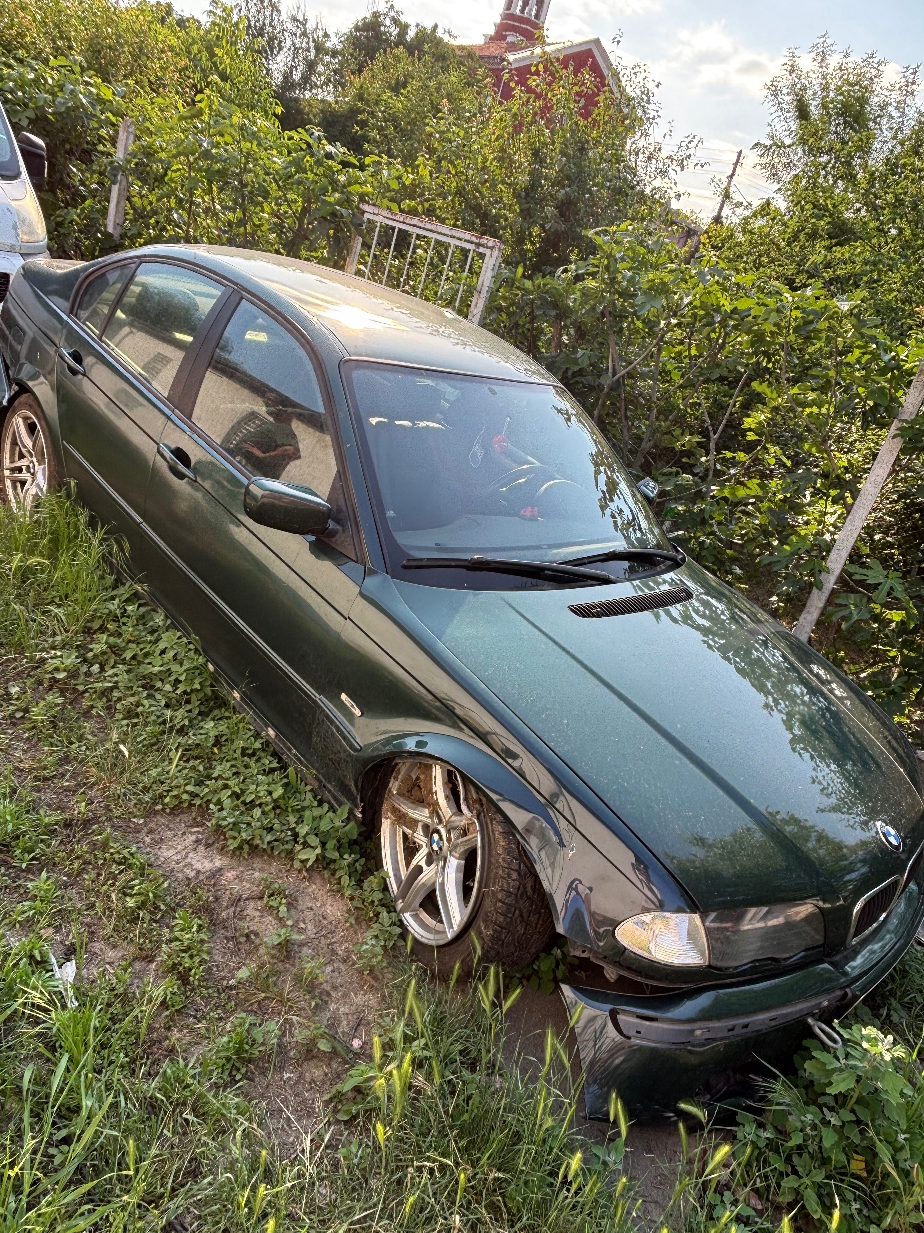 Bmw 330 е46  2001г