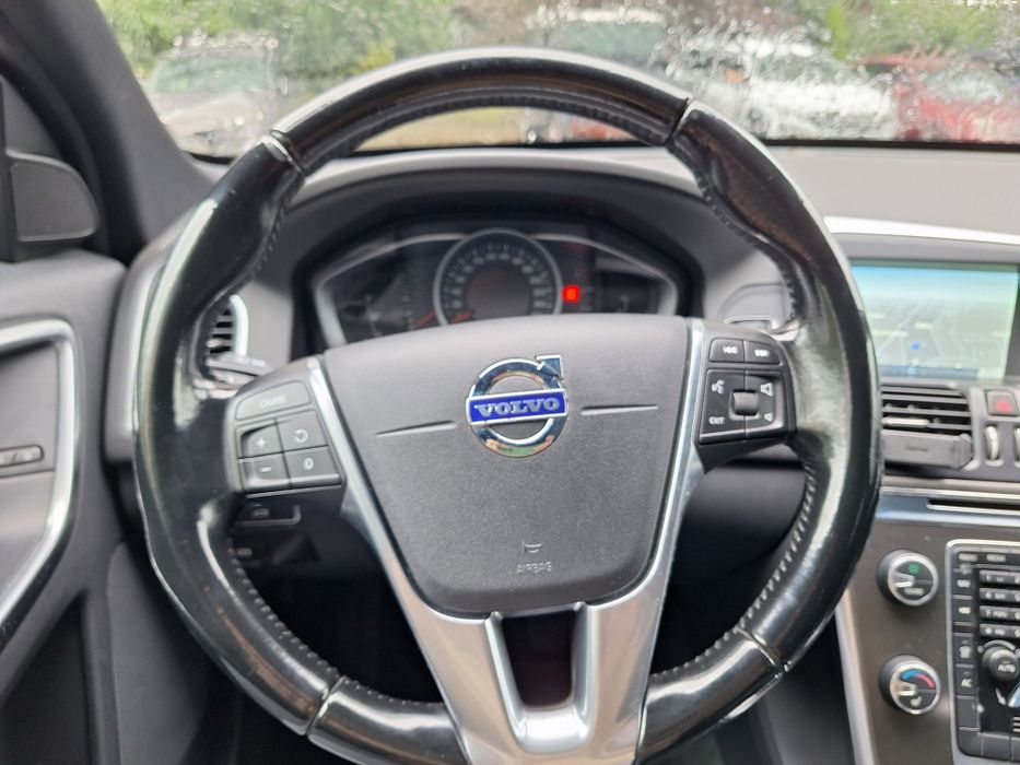 Volvo XC60 2.0 euro6 D4 2014 181 CP