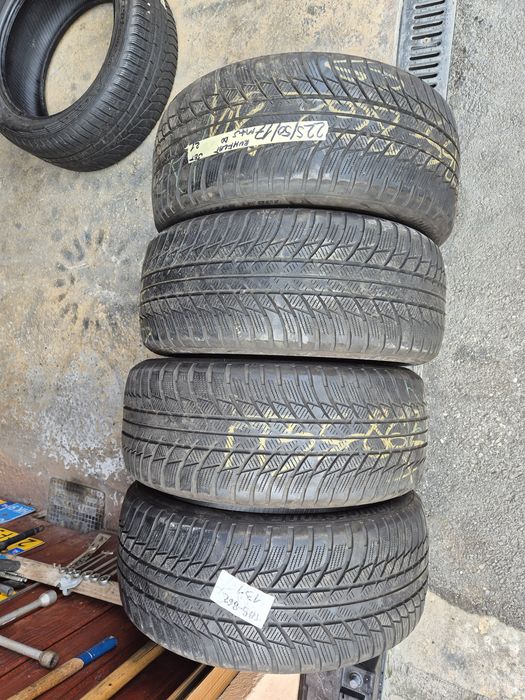 Vând cauciucuri 225/50/17 M+S //Runflat// set complet imp Germania