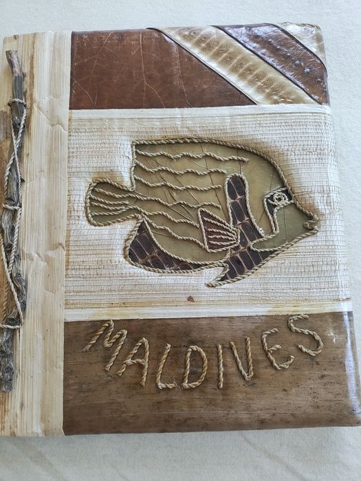 Албуми от Малдивите и Сейшели - 4 бр.