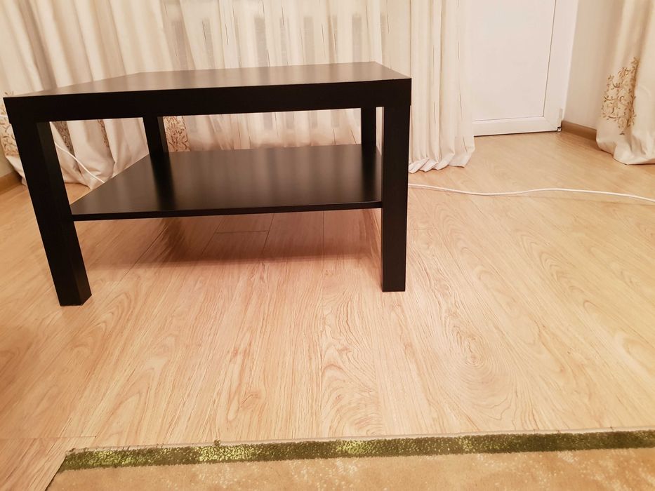 Журнальный стол Икеа