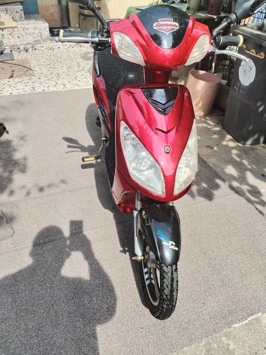 Scuter green E bicke cu pedale