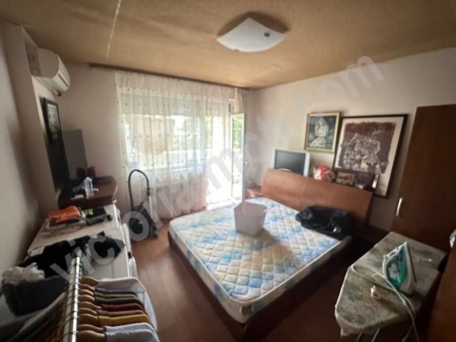 Продава се Четиристаен апартамент в Велико Търново, Център - 228 кв.м за 1970 €/кв.м - Снимка #7