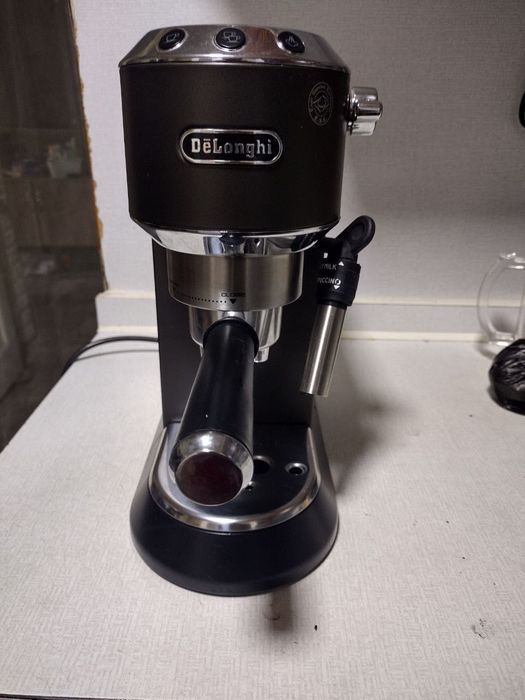 Кофе машина De’Longhi