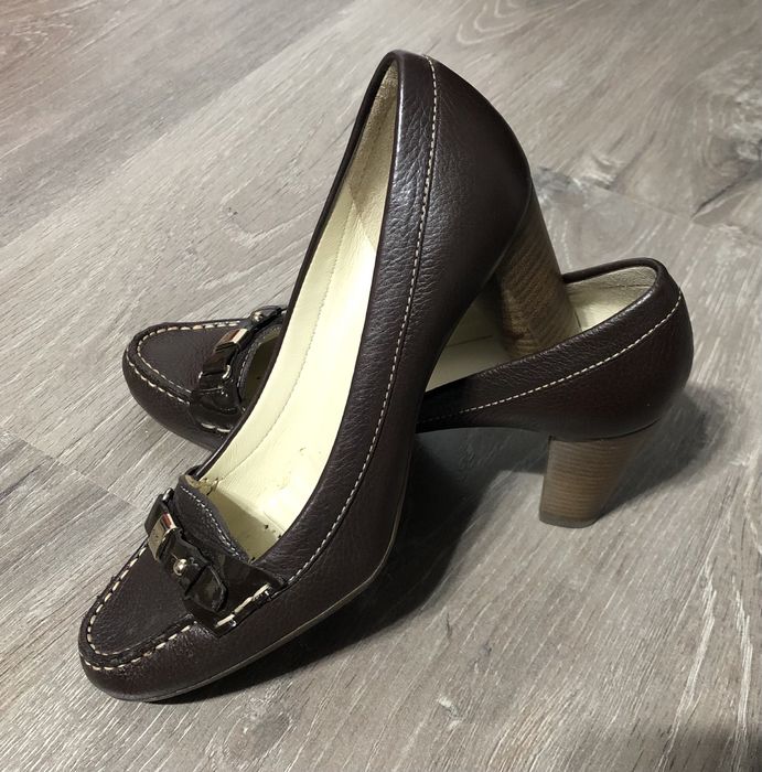 Pantofi piele geox 38 pantofi noi piele maro cu toc geox respira 38