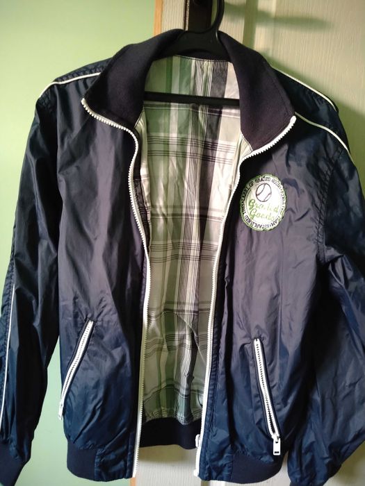 Продавам яке тип ветробран