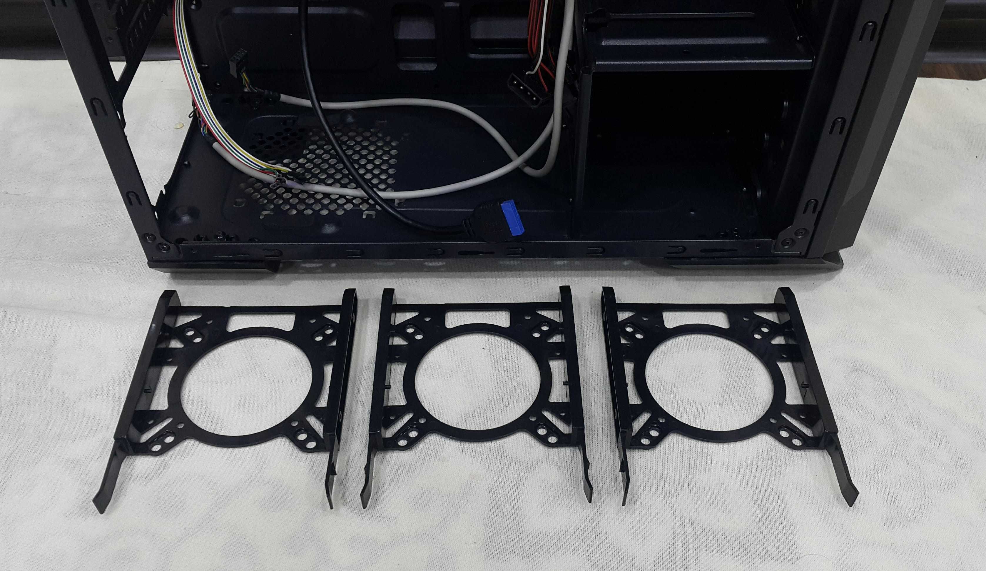 Пустой корпус AeroCool AERO 500 PGS