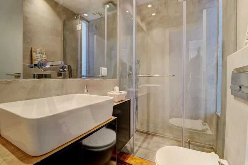 Продава се Тристаен апартамент в София, Дружба 2 - 95 кв.м за 2295 €/кв.м - Снимка #9