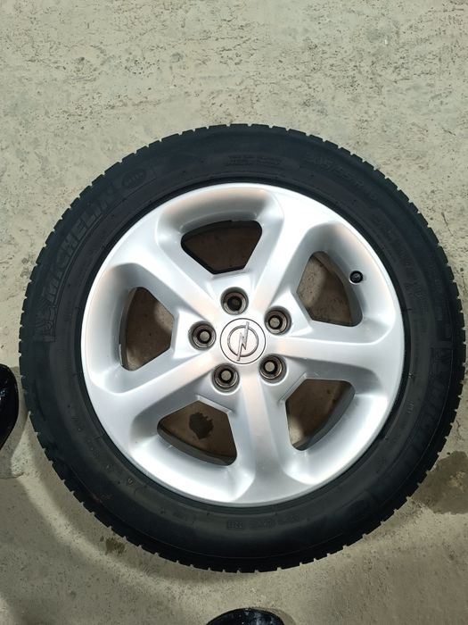 Диск на Опель астра ж и Зафира и омега