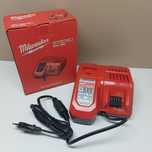 Ново бързо зарядно Milwaukee M12-18FC