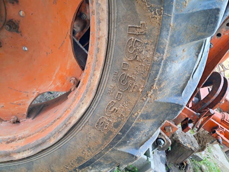 Cauciucuri de tractor 15-5-8