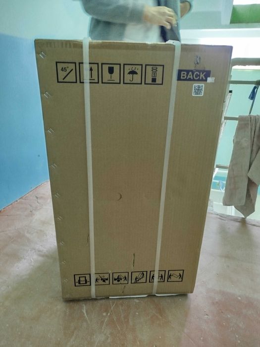 Мини холодильник НОВЫЙ!!!