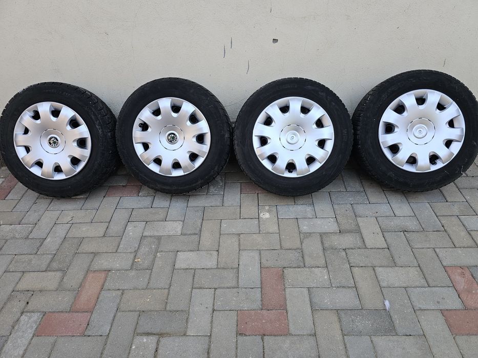 Jante + anvelope / anvelope de iarna 195 65 15 skoda, volskwagen, seat