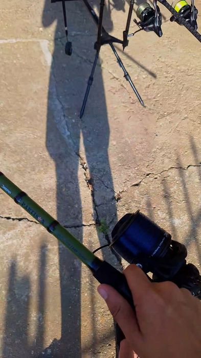 Vând mulinete de 12000 de crap