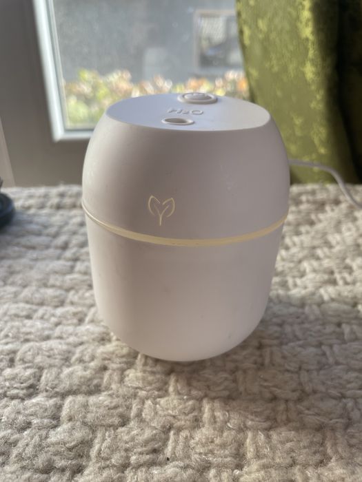 Продавам чисто нов дифузер + аромат лавандула