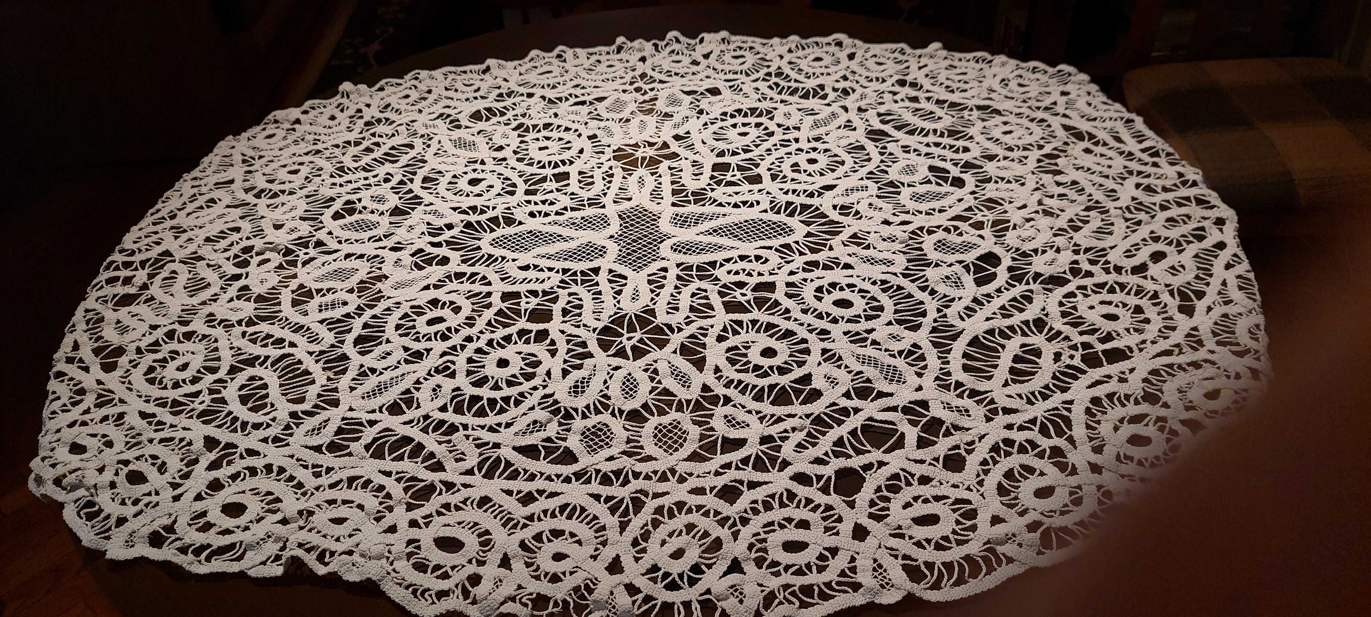 Fata de Masa Crosetata 140x90cm