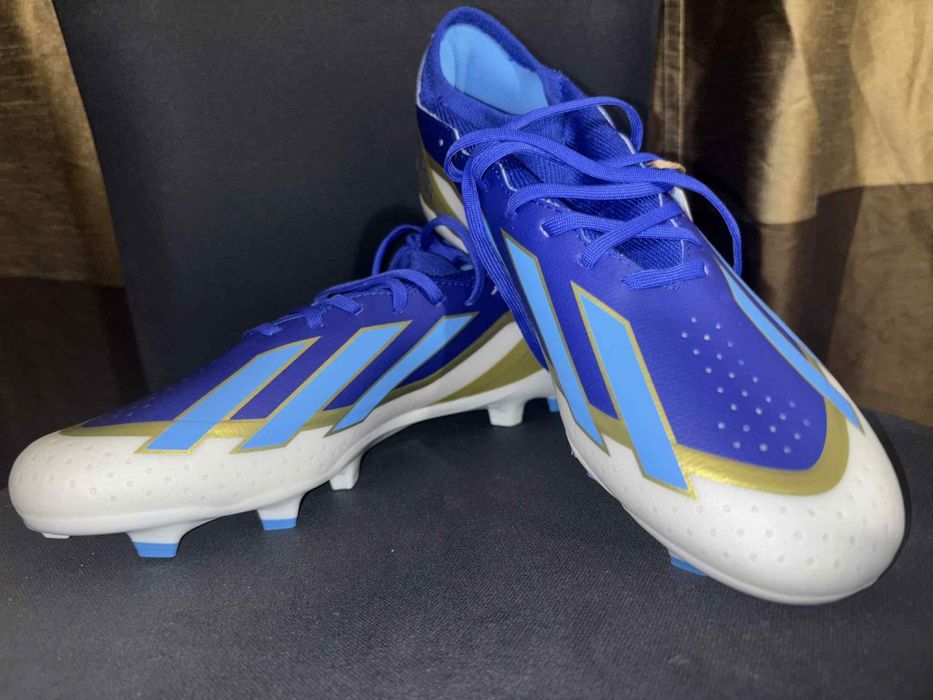 НОВИ Футболни обувки Adidas X