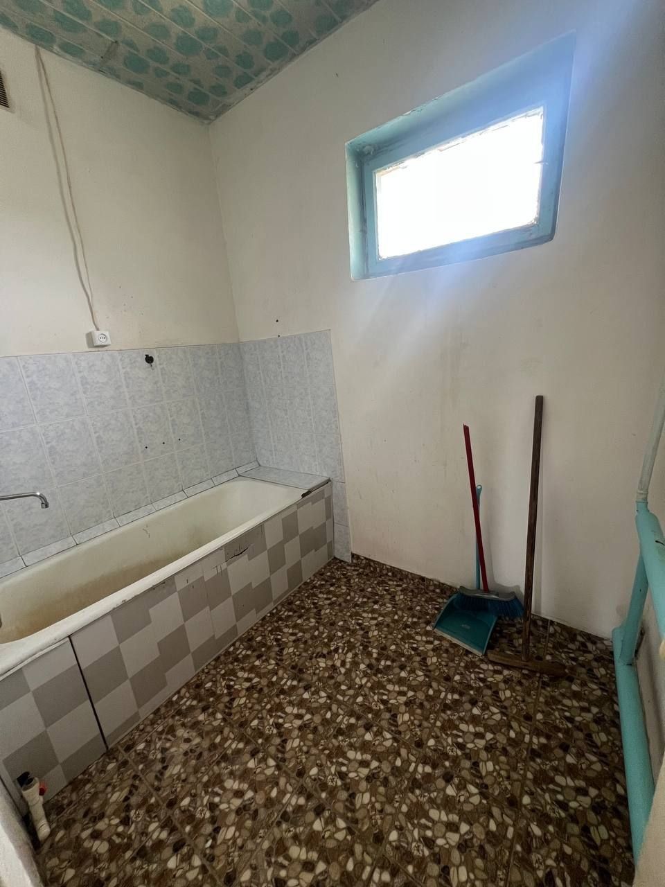 Продаётся 2х комнатная квартира