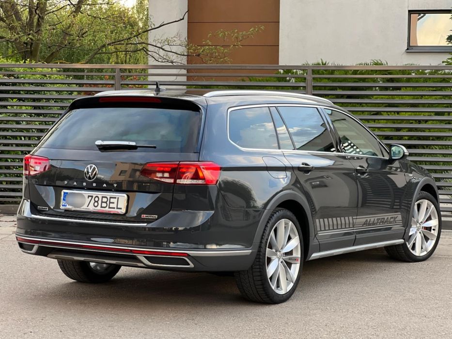 // Volkswagen Passat . An 2020 . AllTrack 4 Motion . Variante Euro 6 /