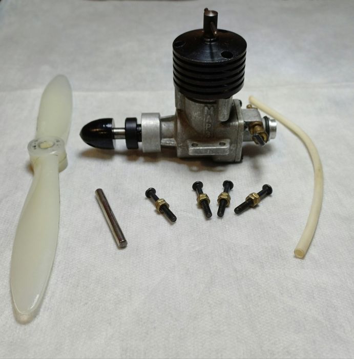 Vând motor diesel nou 2,5 cm³ modelism