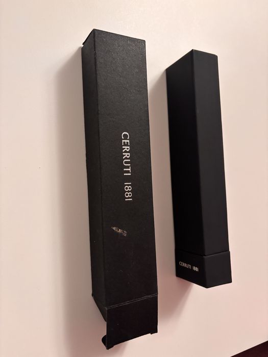 Stilou Cerruti 1881 cu cartus cerneala ij cutie originala